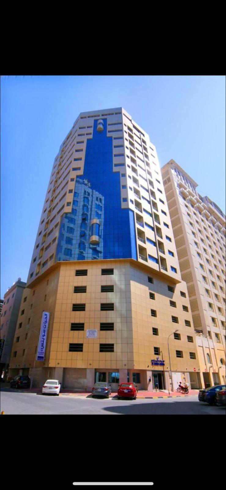 Al Hayat Suites Apartment Manama Exteriör bild