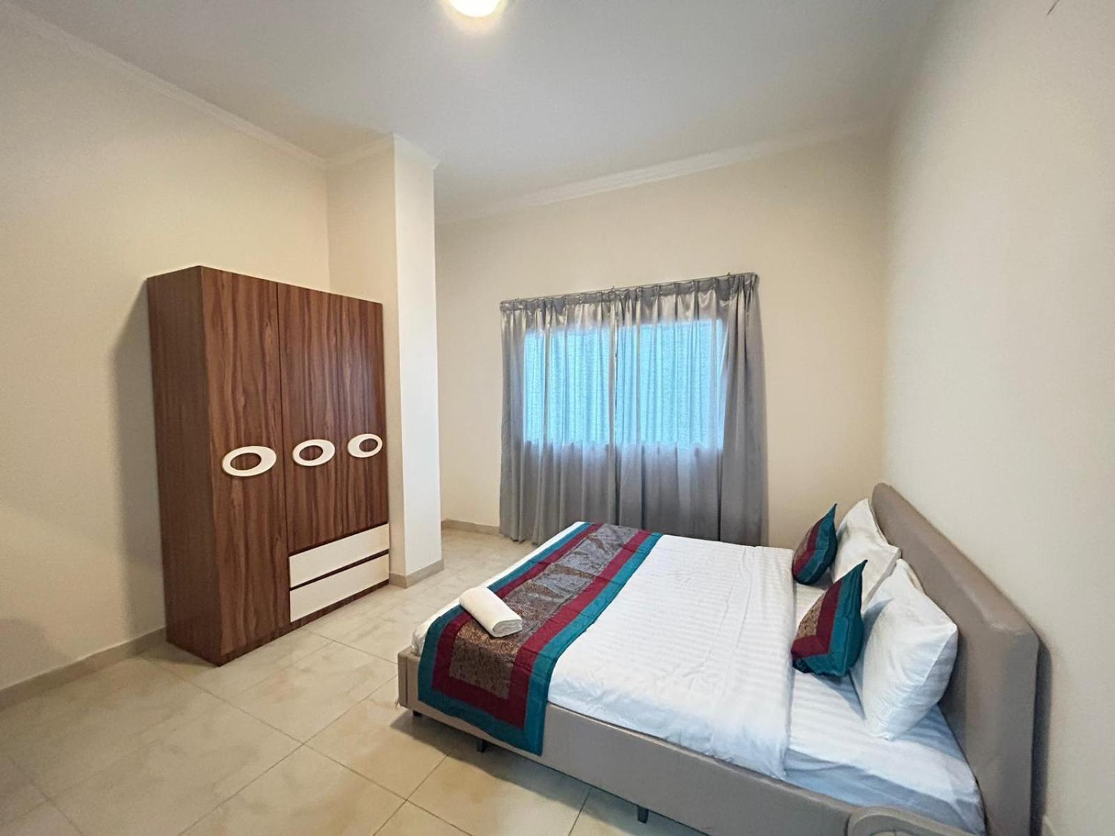Al Hayat Suites Apartment Manama Exteriör bild