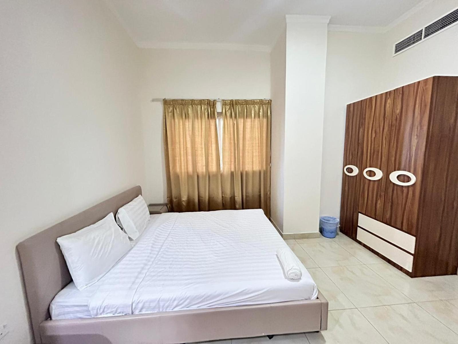 Al Hayat Suites Apartment Manama Exteriör bild