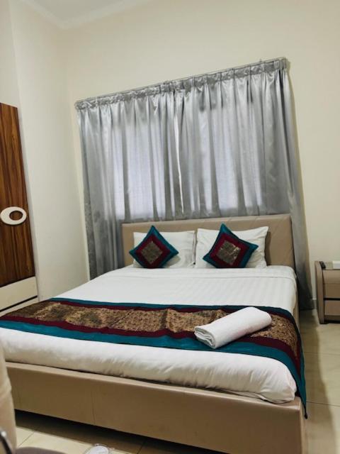 Al Hayat Suites Apartment Manama Exteriör bild