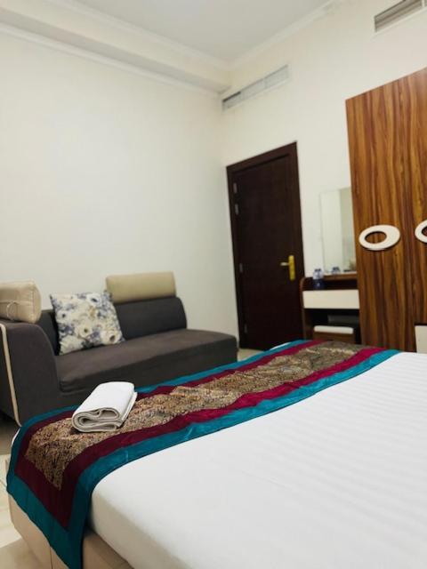 Al Hayat Suites Apartment Manama Exteriör bild