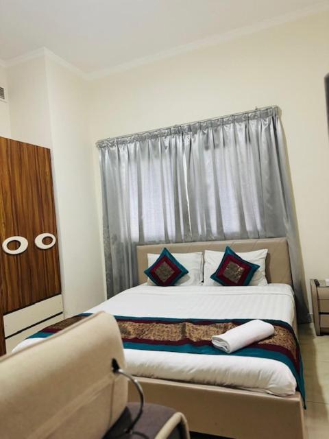 Al Hayat Suites Apartment Manama Exteriör bild